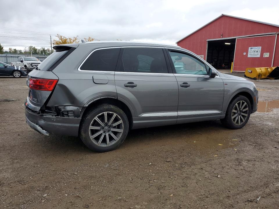 Снимка 3 от търг – 2017 AUDI Q7 с VIN WA1AABF73HD050830