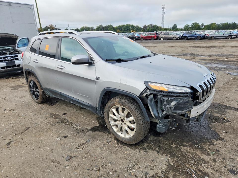 Снимка 4 от търг – 2016 JEEP CHEROKEE с VIN 1C4PJMDS0GW253048