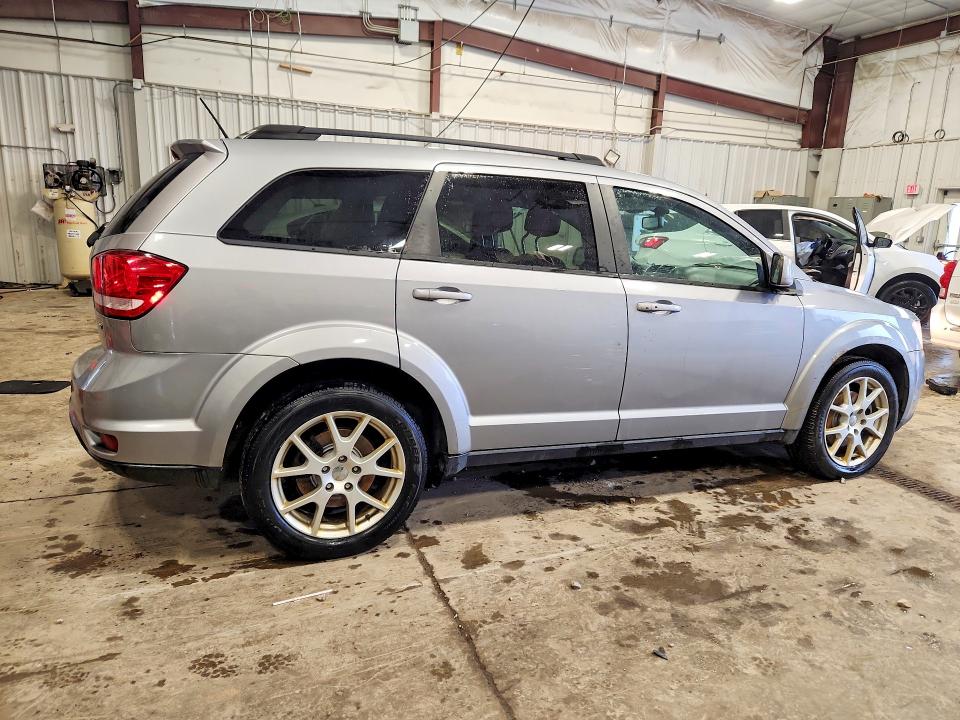 Photo 3 from auction – 2015 DODGE JOURNEY with VIN 3C4PDCBG0FT669430