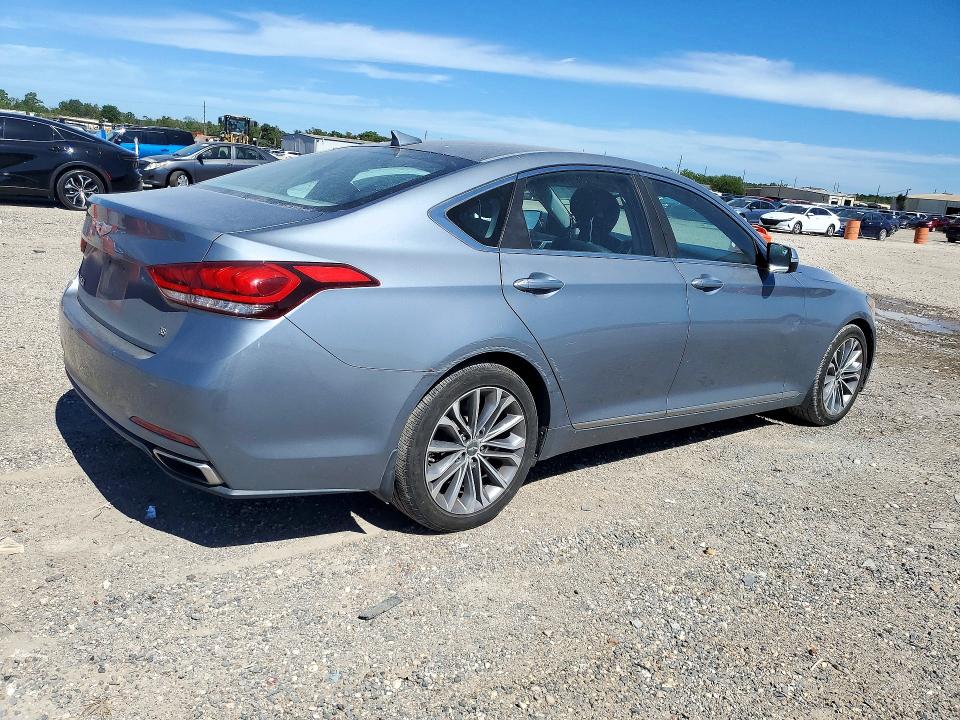 Снимка 3 от търг – 2015 HYUNDAI GENESIS с VIN KMHGN4JE5FU074433