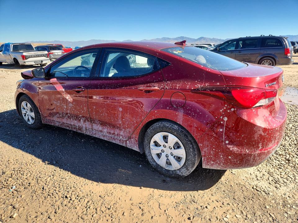 Снимка 2 от търг – 2016 HYUNDAI ELANTRA с VIN 5NPDH4AE4GH721849
