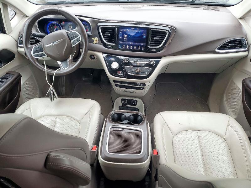 Снимка 8 от търг – 2018 CHRYSLER PACIFICA с VIN 2C4RC1EG3JR131232