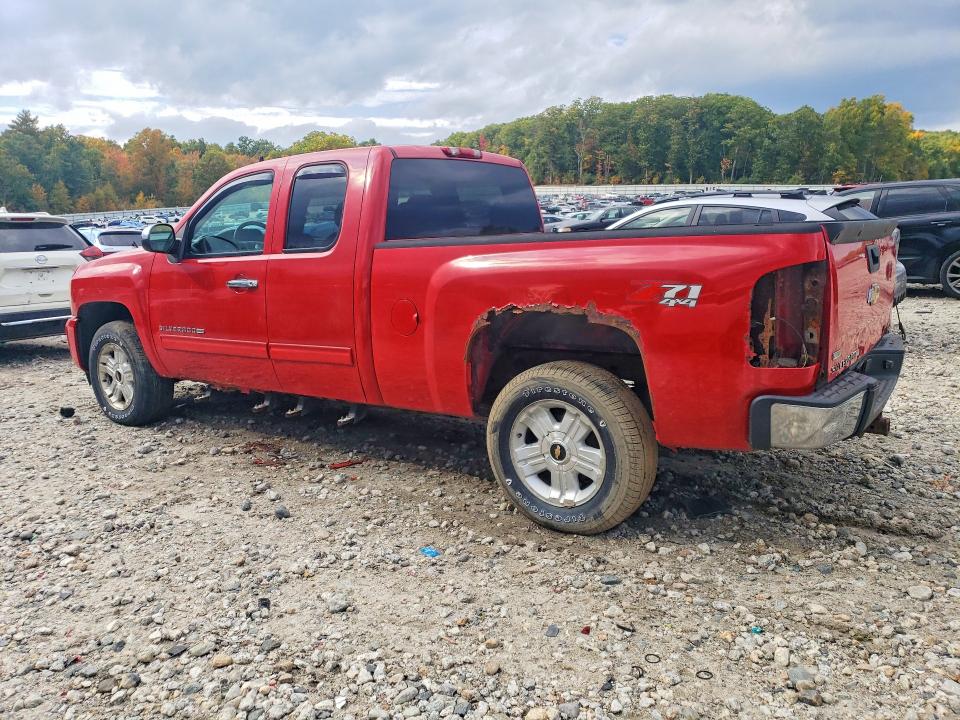 Foto 2 de la subasta – 2011 CHEVROLET SILVERADO con VIN 1GCRKSE38BZ202552