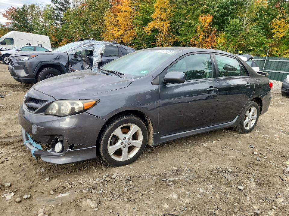 TOYOTA COROLLA 2013 с VIN 2T1BU4EE8DC118253 - Снимка от търг