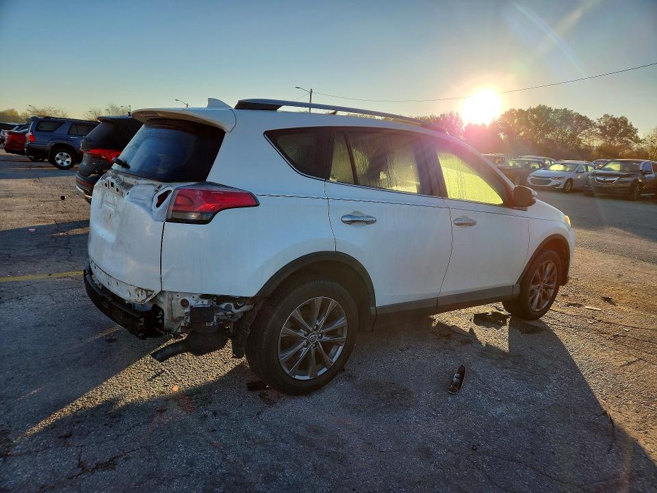 Снимка 3 от търг – 2018 TOYOTA RAV4 с VIN JTMYFREVXJJ169769
