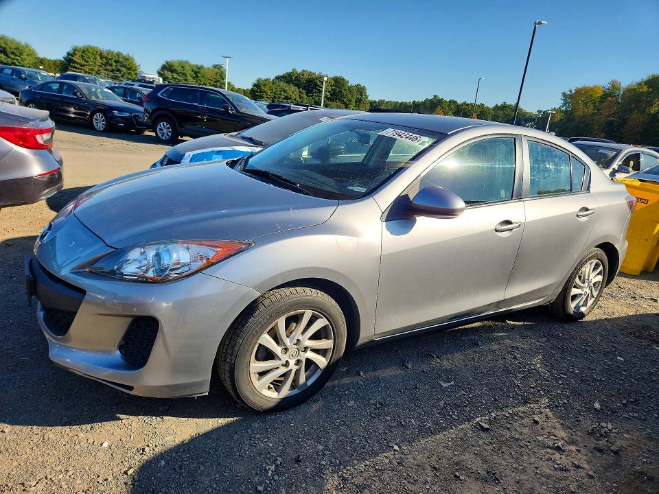 MAZDA 3 2012 con VIN JM1BL1V85C1541788 - Foto de la subasta