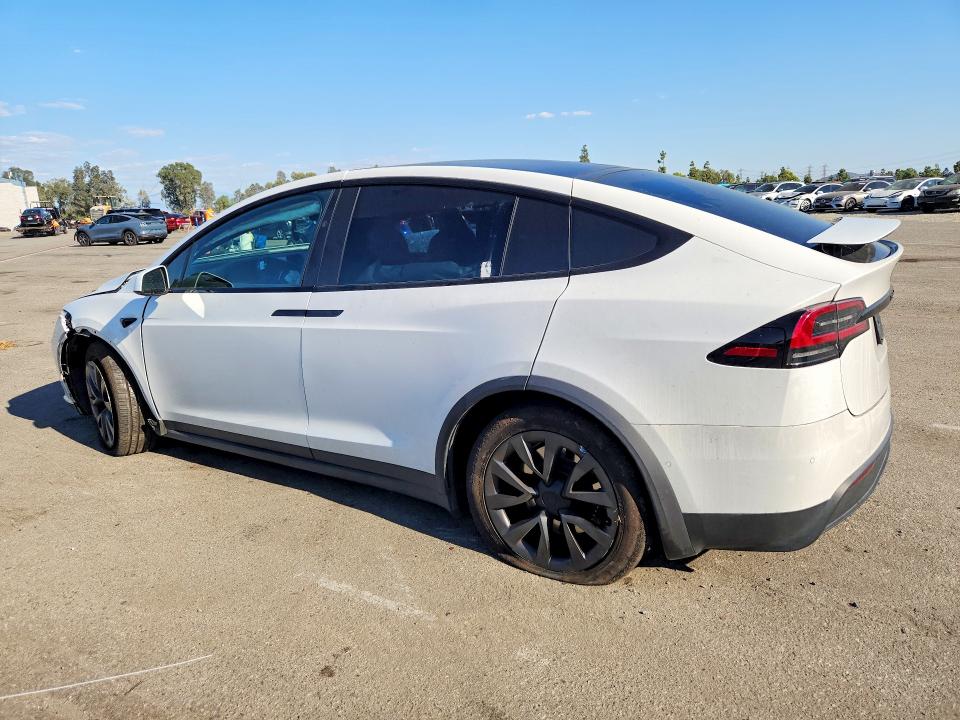 Zdjęcie 2 z aukcji – 2022 TESLA MODEL X z VIN 7SAXCBE55NF362021