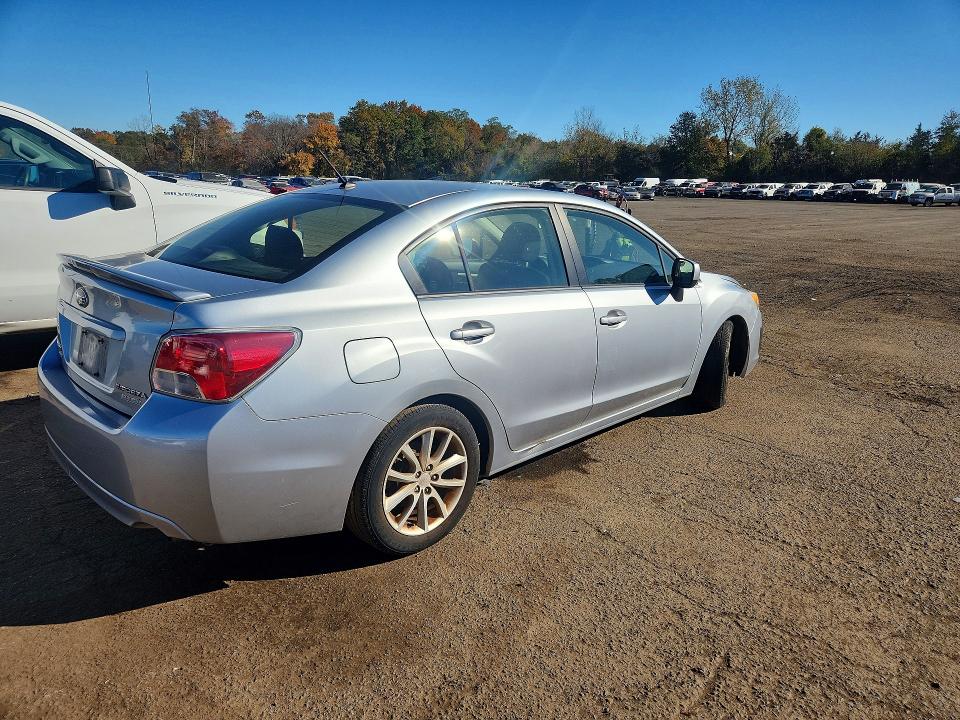Снимка 3 от търг – 2013 SUBARU IMPREZA с VIN JF1GJAC66DH017271