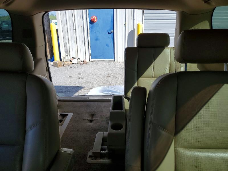 Photo 10 from auction – 2010 GMC YUKON with VIN 1GKUKEEF6AR253296