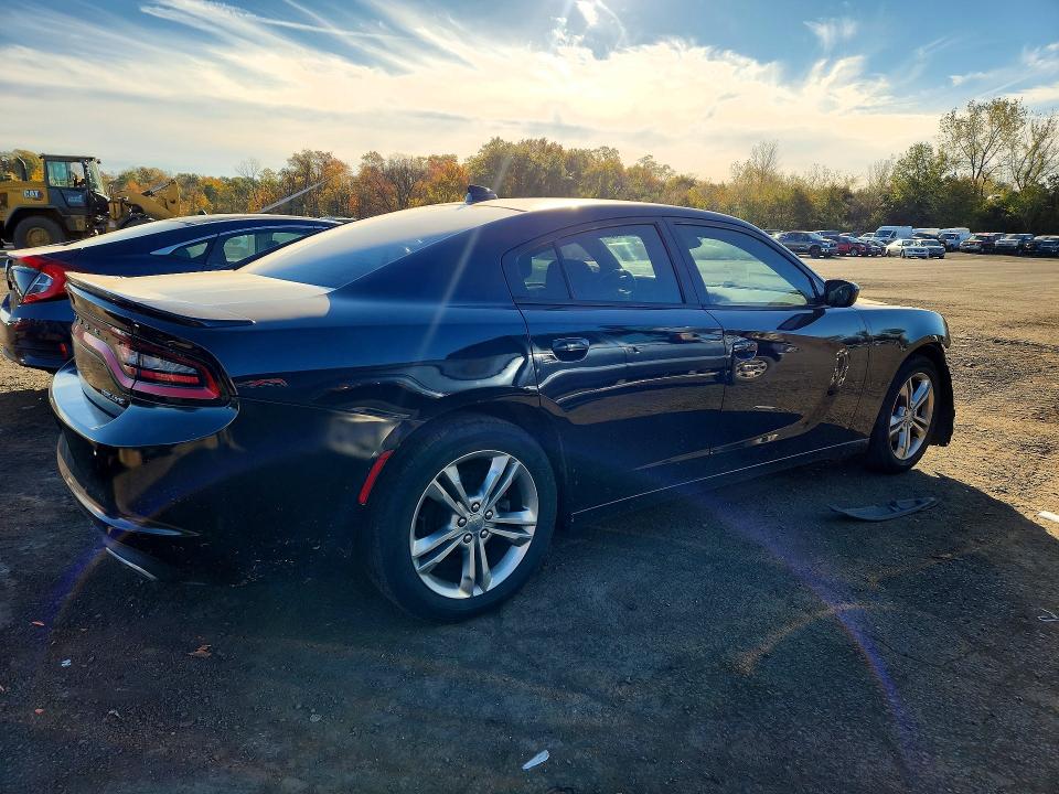 Снимка 3 от търг – 2016 DODGE CHARGER с VIN 2C3CDXJG7GH238086