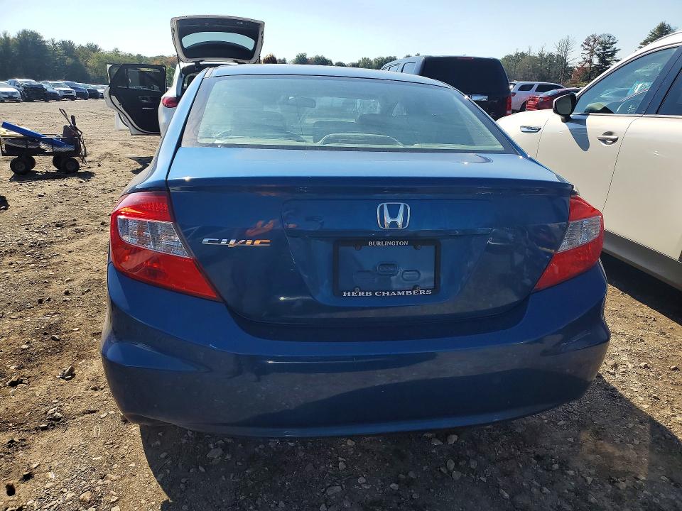Снимка 6 от търг – 2012 HONDA CIVIC с VIN 2HGFB2F95CH546719