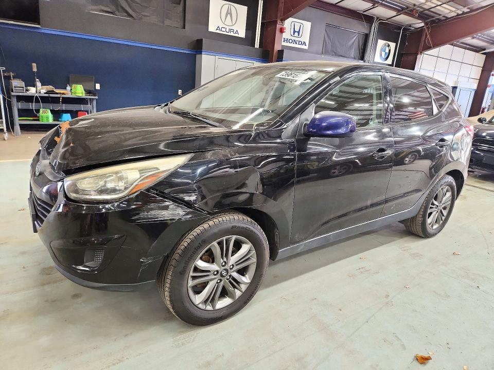 HYUNDAI TUCSON 2015 with VIN KM8JTCAF4FU991667 - Photo from auction