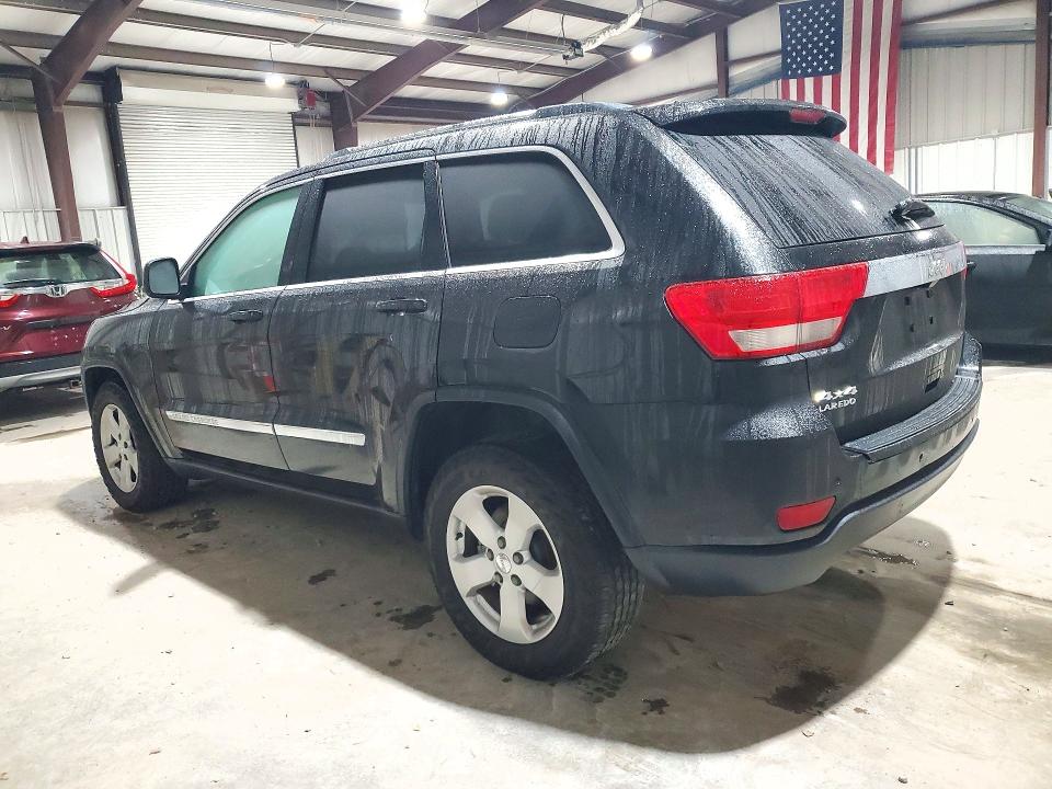 Снимка 2 от търг – 2013 JEEP GRAND CHEROKEE с VIN 1C4RJFAG6DC580510