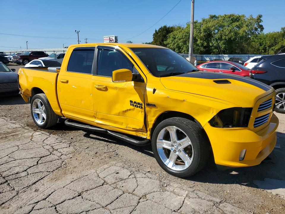 Снимка 4 от търг – 2016 RAM 1500 с VIN 1C6RR6MT9GS340631