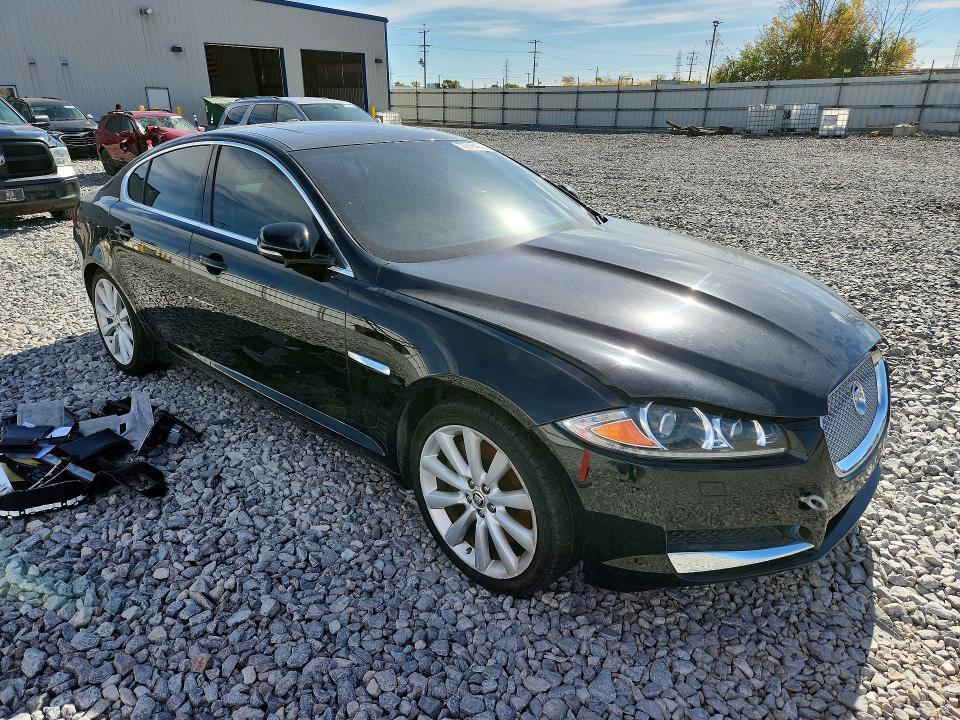 صورة رقم 4 من المزاد - 2013 JAGUAR XF مع VIN SAJWJ0EF8D8S89318