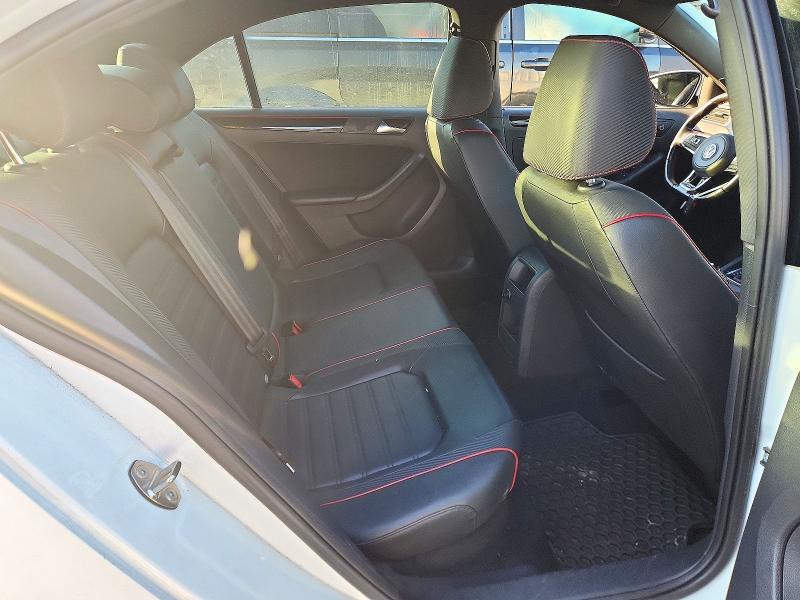 Снимка 10 от търг – 2015 VOLKSWAGEN JETTA с VIN 3VW4T7AJ6FM259037
