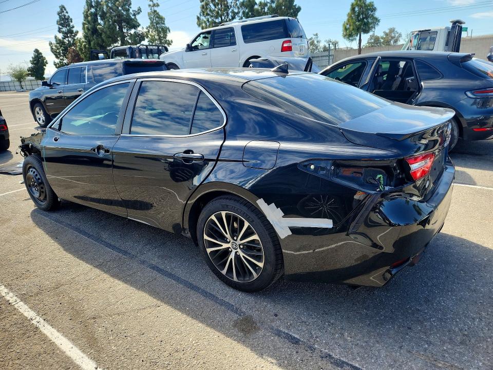 Снимка 2 от търг – 2019 TOYOTA CAMRY с VIN 4T1B11HK1KU790160