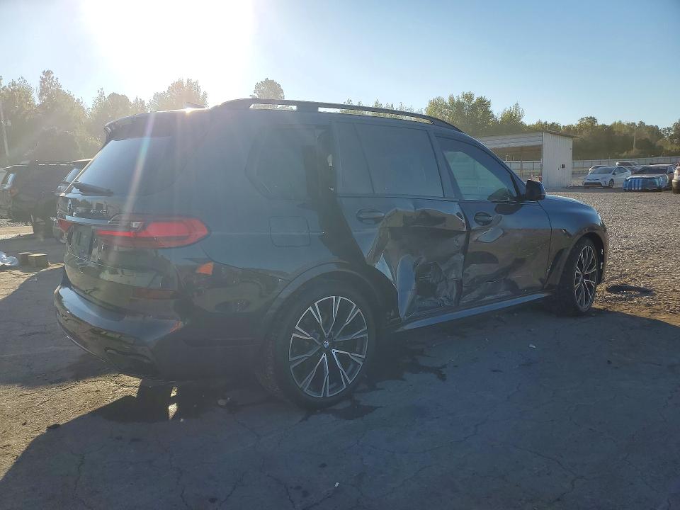 Foto 3 de la subasta – 2022 BMW X7 con VIN 5UXCW2C03N9M94066