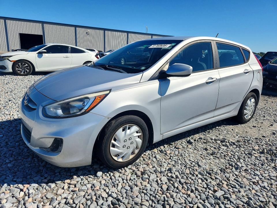 Снимка 1 от търг – 2017 HYUNDAI ACCENT с VIN KMHCT5AE3HU307643