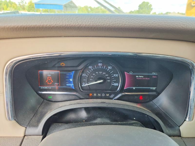 Photo 9 from auction – 2016 LINCOLN NAVIGATOR with VIN 5LMJJ3HT8GEL01221