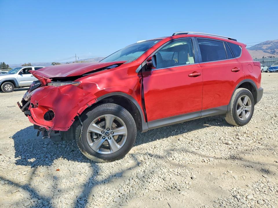Снимка 1 от търг – 2015 TOYOTA RAV4 с VIN JTMWFREV0FD076739