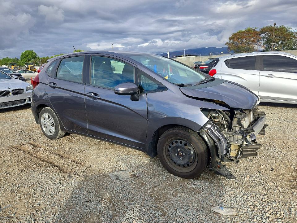 Снимка 4 от търг – 2019 HONDA FIT с VIN 3HGGK5H43KM732654
