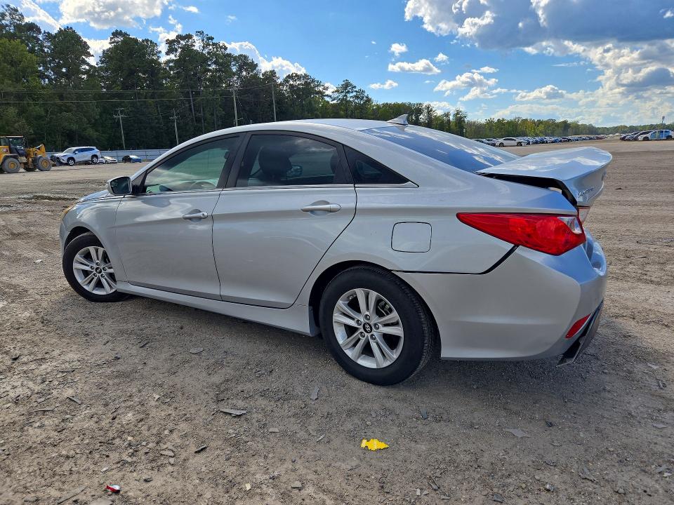 Снимка 2 от търг – 2014 HYUNDAI SONATA с VIN 5NPEB4AC8EH824290
