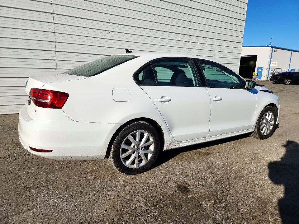 Photo 3 from auction – 2015 VOLKSWAGEN JETTA with VIN 3VWD17AJ0FM284487