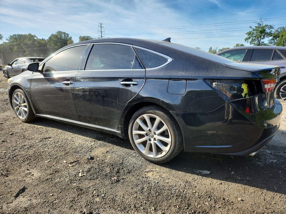Снимка 2 от търг – 2015 TOYOTA ALAVON с VIN 4T1BK1EB1FU168987