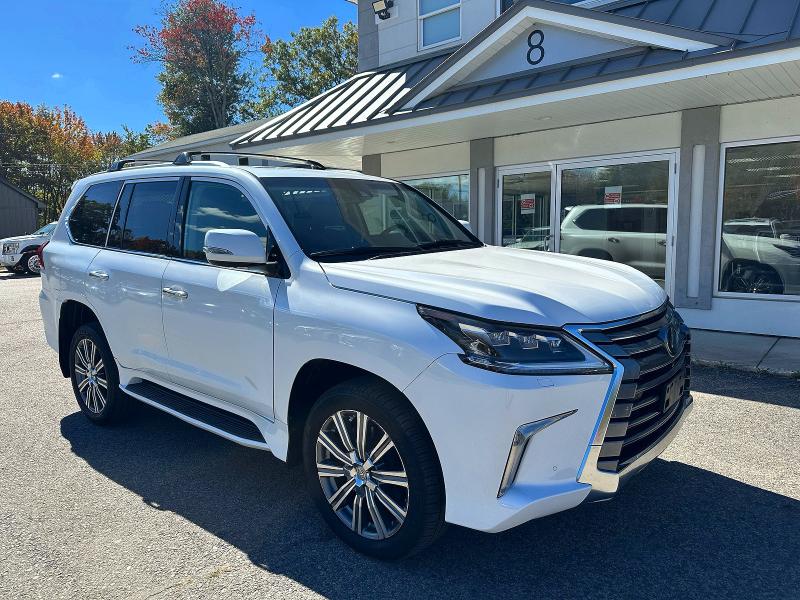 LEXUS LX 2017 مع رقم تعريف المركبة JTJHY7AX9H4249978 - صورة من المزاد