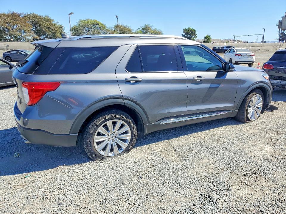 صورة رقم 3 من المزاد - 2021 FORD EXPLORER مع VIN 1FMSK7FH4MGB71013