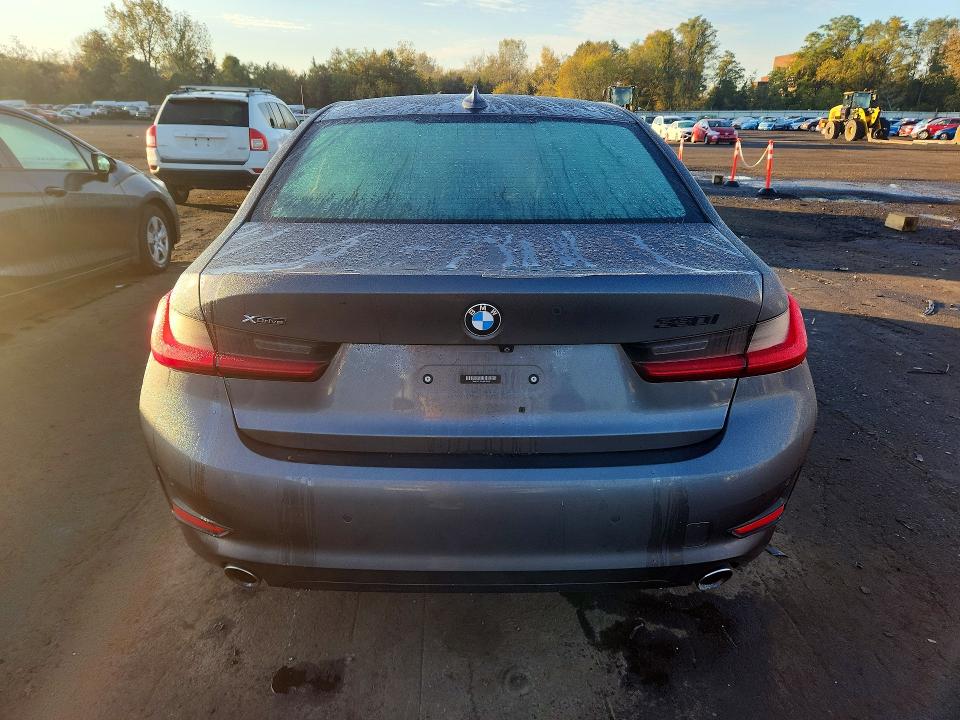 Снимка 6 от търг – 2020 BMW 330 с VIN 3MW5R7J03L8B19929