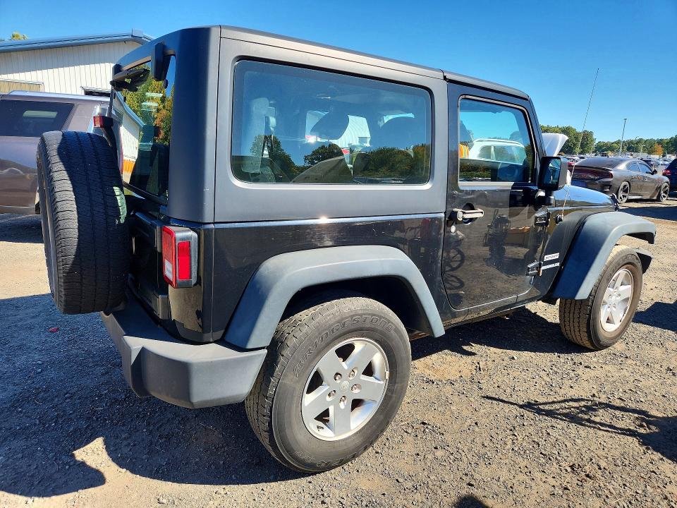 Photo 3 from auction – 2014 JEEP WRANGLER with VIN 1C4AJWAG3EL296010