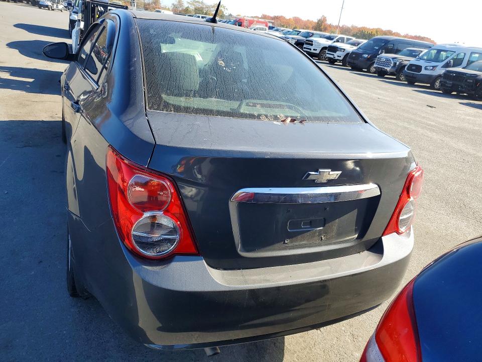 Снимка 6 от търг – 2013 CHEVROLET SONIC с VIN 1G1JC5SHXD4133920