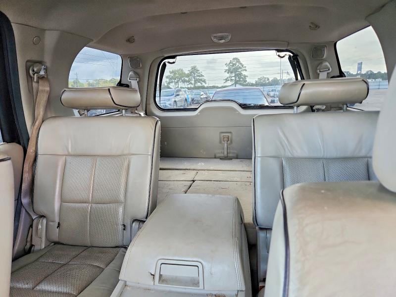 Photo 10 from auction – 2007 LINCOLN NAVIGATOR with VIN 5LMFU27597LJ20070