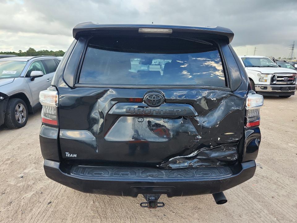 Photo 6 from auction – 2022 TOYOTA 4RUNNER with VIN JTENU5JR5N6068461