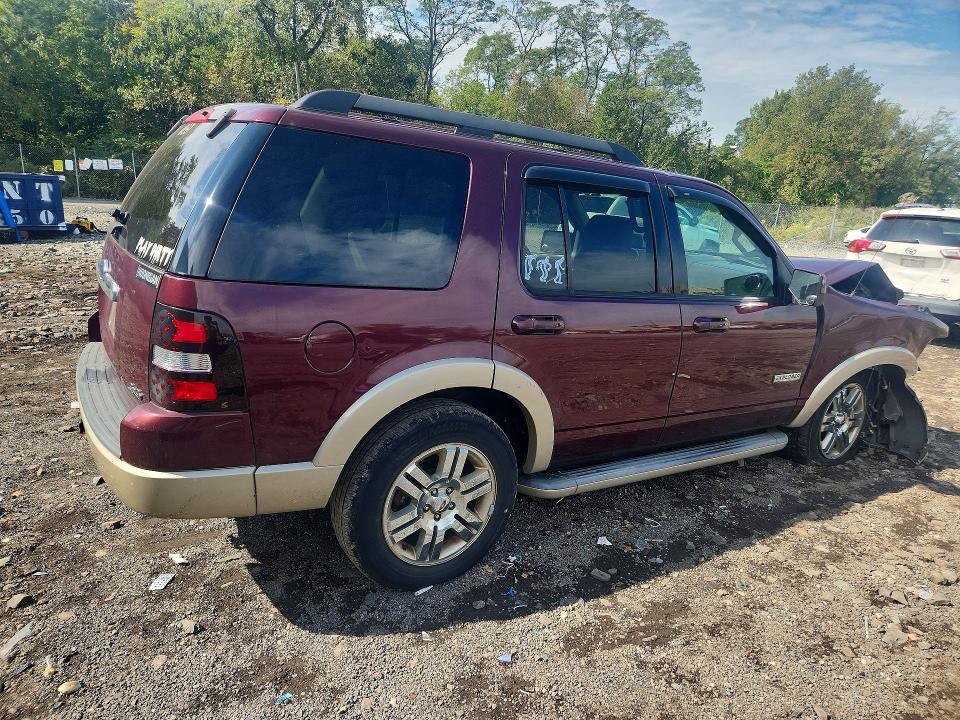 Foto 3 de la subasta – 2008 FORD EXPLORER con VIN 1FMEU74E68UA97665