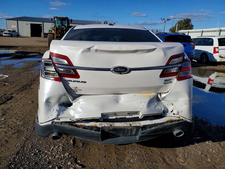 Photo 6 from auction – 2016 FORD TAURUS with VIN 1FAHP2H81GG157919