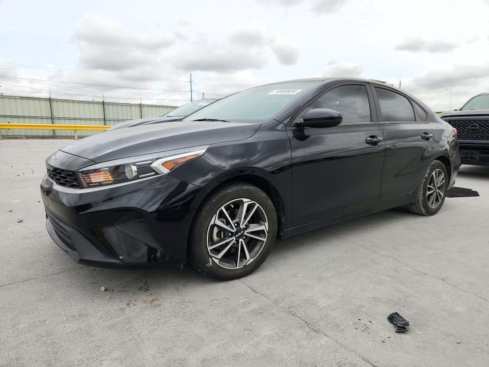 KIA FORTE 2022 с VIN 3KPF24AD9NE439919 - Снимка от търг