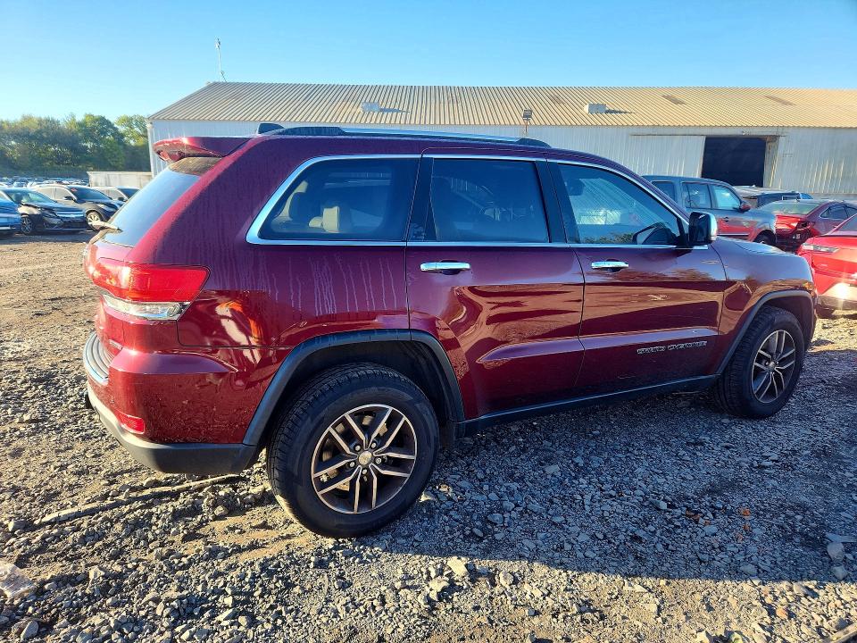 Photo 3 from auction – 2017 JEEP GRAND CHEROKEE with VIN 1C4RJFBG4HC674292