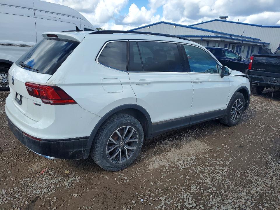 Снимка 3 от търг – 2019 VOLKSWAGEN TIGUAN с VIN 3VV2B7AX9KM142856
