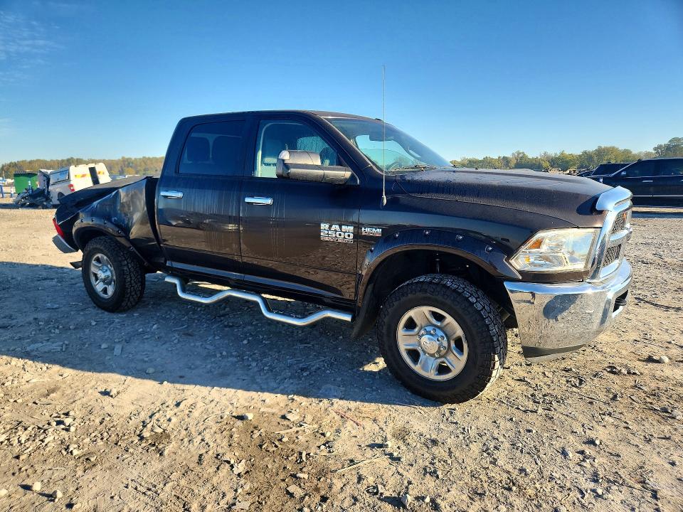 Снимка 4 от търг – 2017 RAM 2500 с VIN 3C6UR5CJ2HG553644