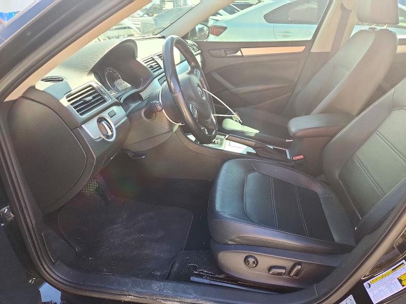 Снимка 7 от търг – 2012 VOLKSWAGEN PASSAT с VIN 1VWBP7A3XCC013070