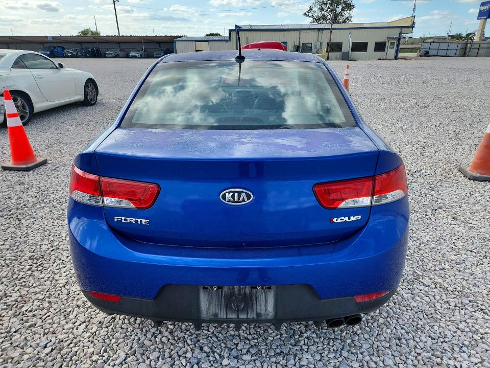Photo 6 from auction – 2012 KIA FORTE KOUP with VIN KNAFW6A36C5482255