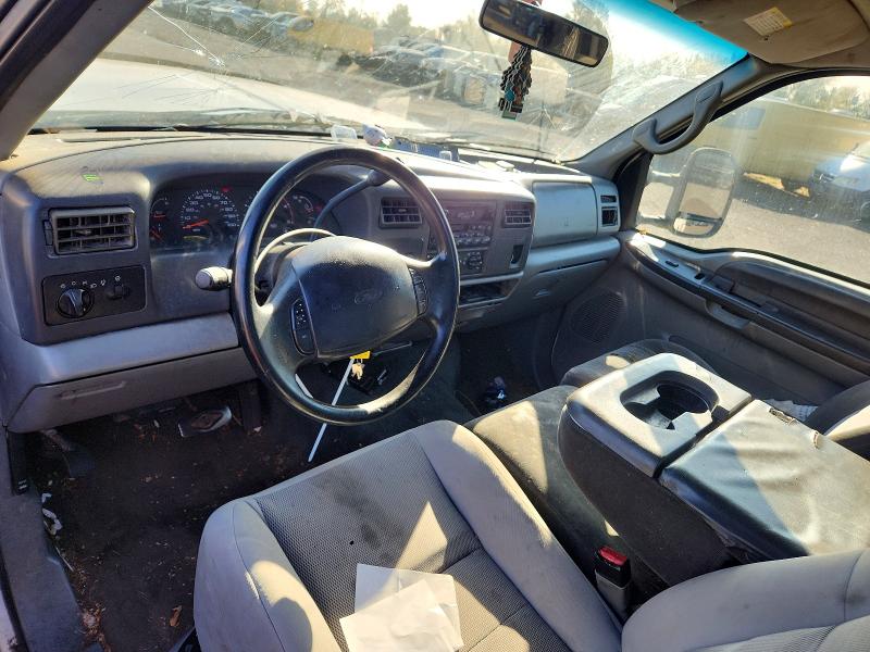 Zdjęcie 8 z aukcji – 2002 FORD F350 z VIN 1FTSW31F12EA94729