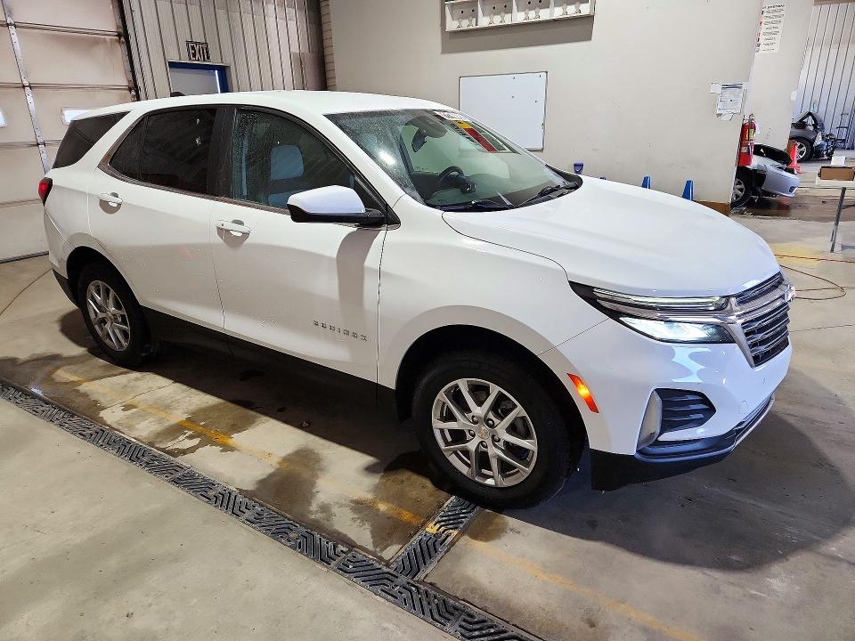 Снимка 4 от търг – 2023 CHEVROLET EQUINOX с VIN 3GNAXTEGXPS182808