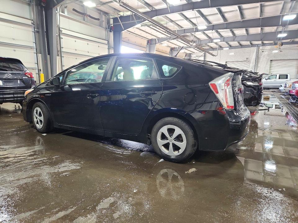 Фото 2 с аукциона – 2013 TOYOTA PRIUS с VIN JTDKN3DU8D0354461