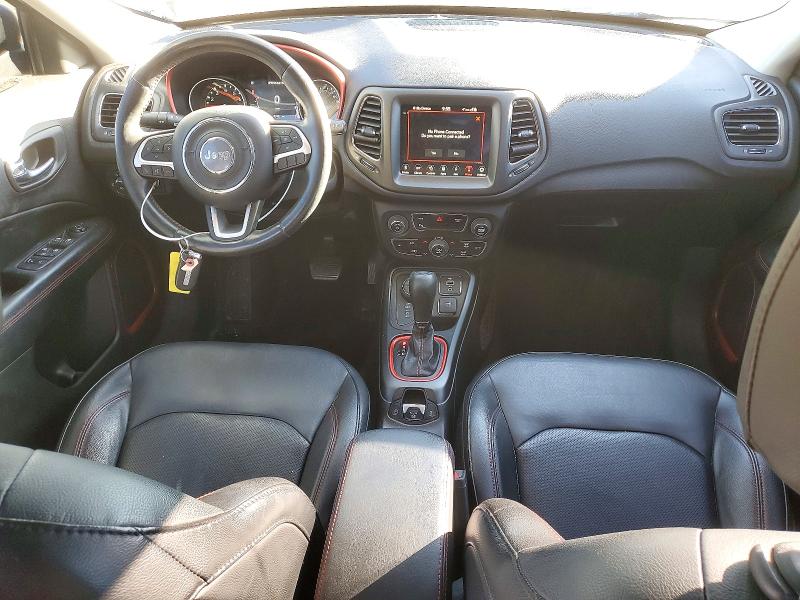 Снимка 8 от търг – 2020 JEEP COMPASS с VIN 3C4NJDDBXLT190595