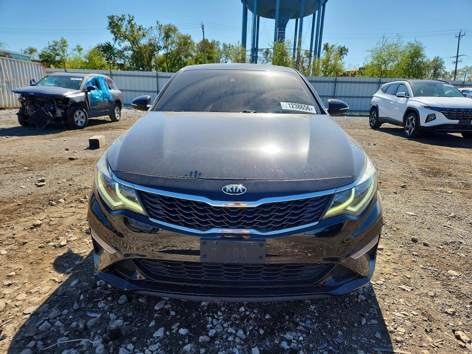 Photo 5 from auction – 2019 KIA OPTIMA with VIN 5XXGT4L31KG343355