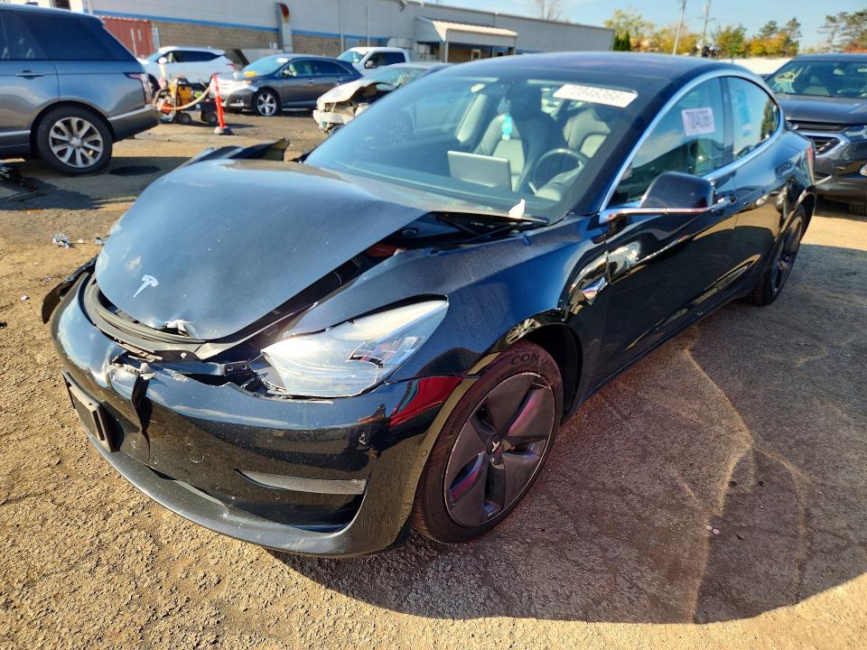 TESLA MODEL 3 2018 с VIN 5YJ3E1EB6JF068160 - Снимка от търг
